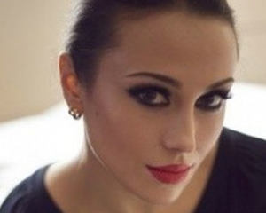 Можно смотреть вечно: обнаженная украинская звезда раздразнила видео в ванной