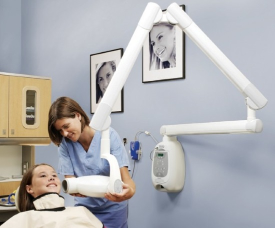 В ведомстве Ульяны Супрун считают, что такой шаг сделает стоматологию более качественной и безопасной, пр