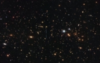 Хаббл измерил массу одного из крупнейших скоплений Вселенной