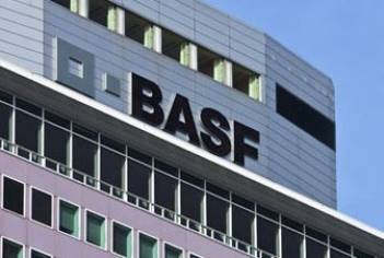 BASF ожидает получить EUR3,5 млрд к 2027г. от продаж инновационной серии СЗР