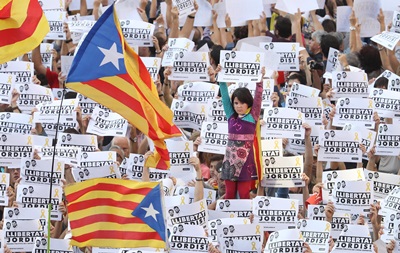 Незалежність чи втрата влади? Майбутнє Каталонії