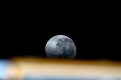 Опубликован снимок Луны с борта МКС