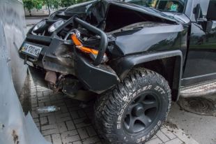 В Киеве поймали мужчину, который бросил травмированных детей на месте ДТП