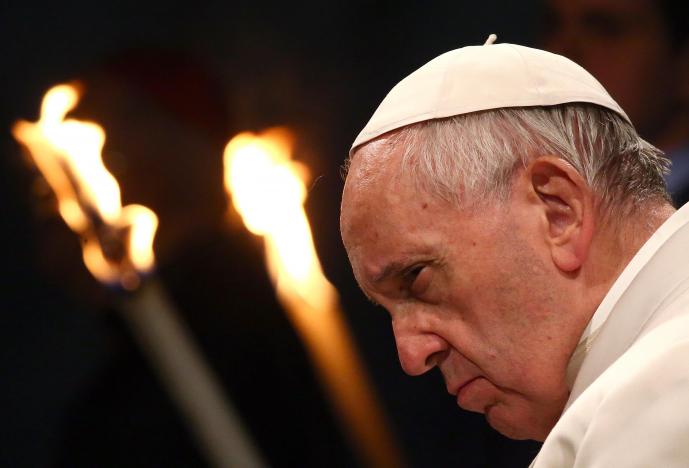 Следующая бомба будет в твоей рясе: В Чили напали на церкви перед визитом Папы Римского
