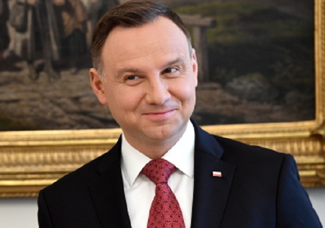 Sick British child Alfie Evans ‘must be saved’: Polish president