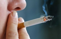 Ученые назвали самое опасное время суток для курения