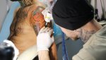 На фестиваль Tattoo Сollection пришёл самый пирсингованный человек мира – Железный Ральф: видео