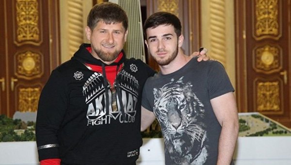 В Чечне пропал известный певец - СМИ