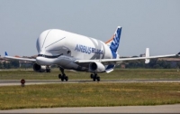 Летающий кит Airbus BelugaXL совершил испытательный полет