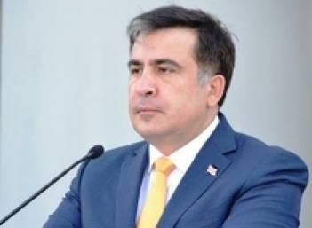 Саакашвили на вече призвал не прекращать акцию под Радой еще две недели