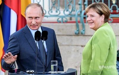 Зустріч Меркель і Путіна: в Кремлі назвали причину
