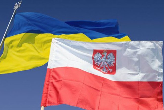 Київ закликав Польщу припинити переслідування голови Українського товариства