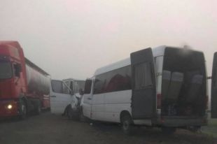 Смертельное ДТП под Одессой: два микроавтобуса столкнулись на обочине